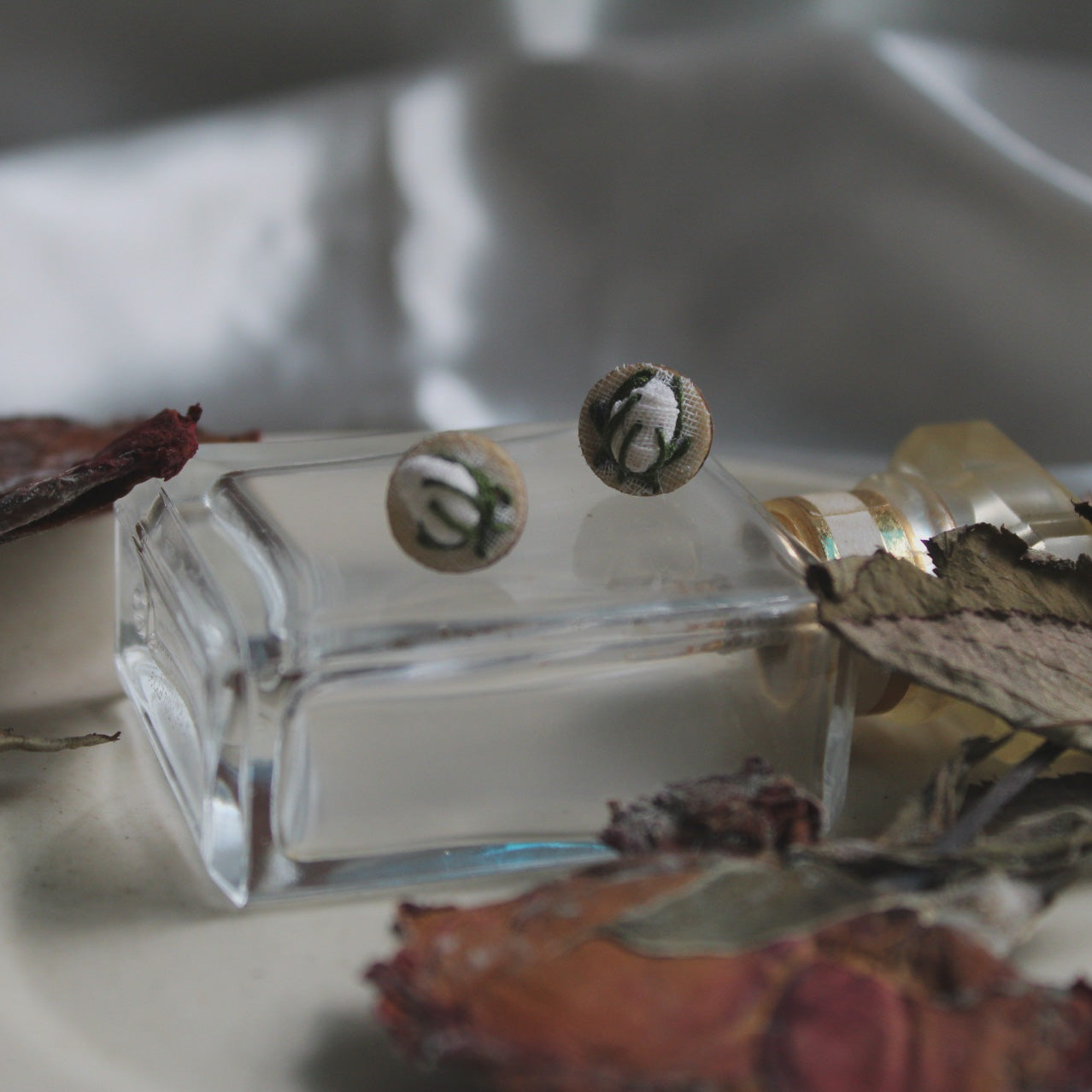 White Rose Bud Tiny Ear Studs