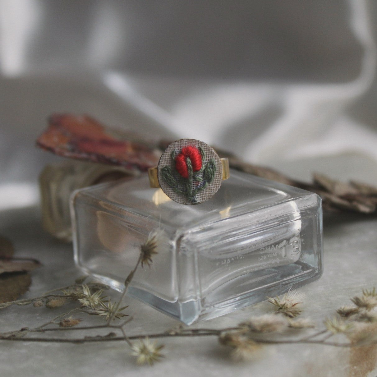 Red Rose Bud Small Circular Adjustable Ring