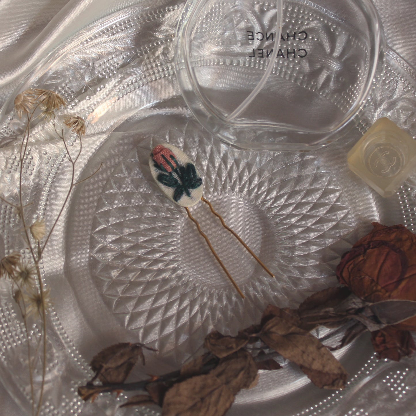 Dusty Peach Rose Bud Oval Hollow Hair Pin