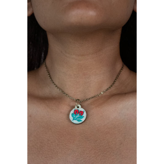 Double Red Rose Buds Round Hollow Necklace