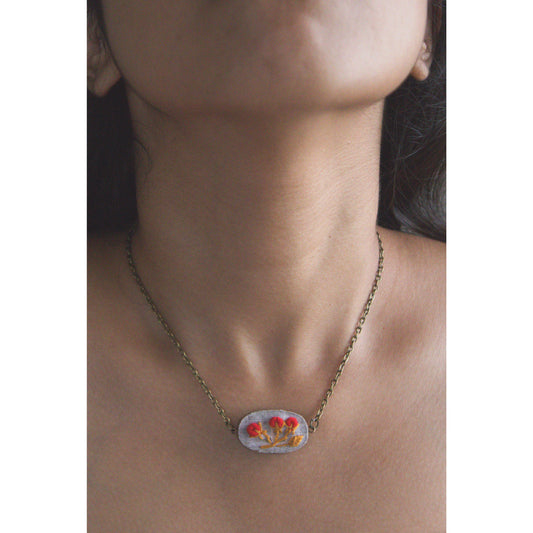 Bright Red Rose Triple Buds Oval Necklace