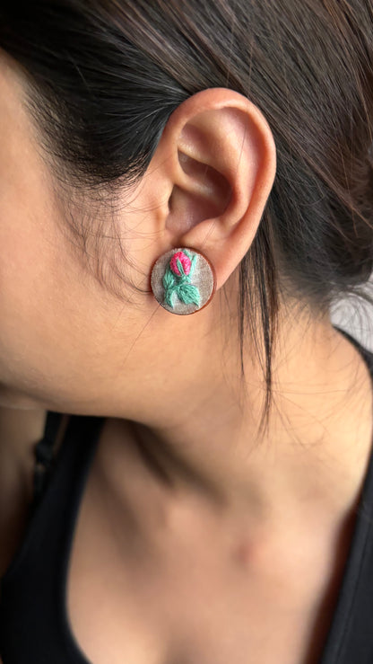 Pink Gradient Rose Bud Branch Round Ear Studs