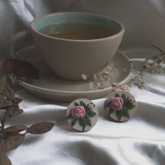 Peach Rose Branch Round Ear Studs