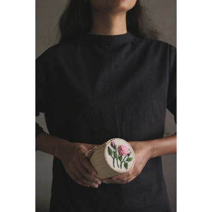 Pink Gradient Rose Branch Round Clutch Bag