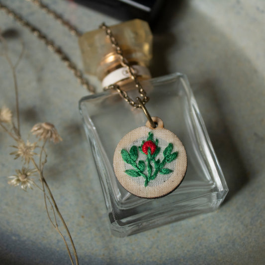 Single Red Rose Bud Branch Round Hollow Necklace